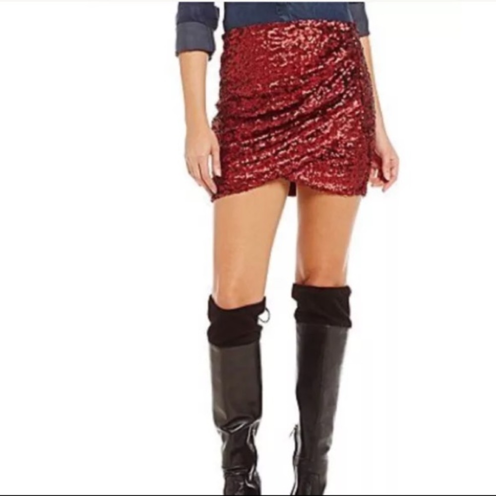 NWT CHELSEA & VIOLET Red Sequin Party Skirt Size S